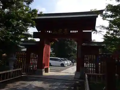妙蓮寺の山門・神門