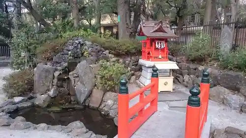 熊野神社の末社