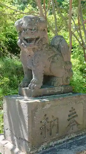 由仁神社の狛犬