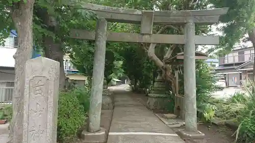 白山神社の鳥居