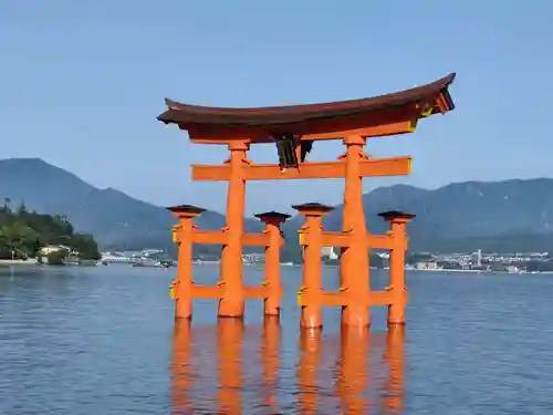 厳島神社(広島県)