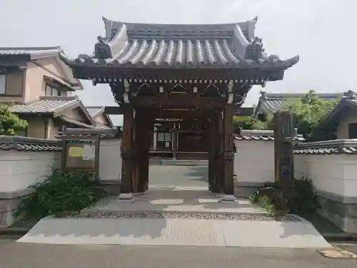 龍運寺の山門・神門