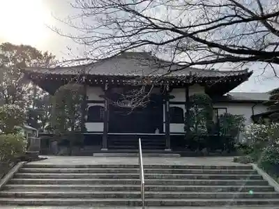 泉秋寺の本殿