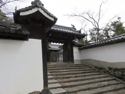 竜松院の山門・神門
