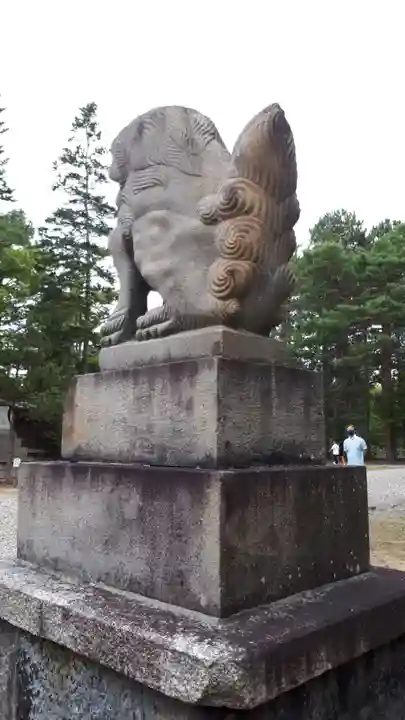 上川神社の狛犬