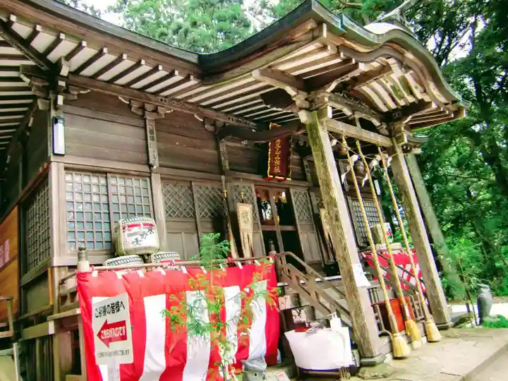 鷲子山上神社の本殿・本堂