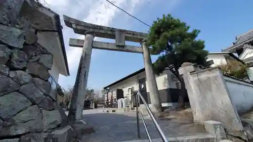 奥平神社の鳥居