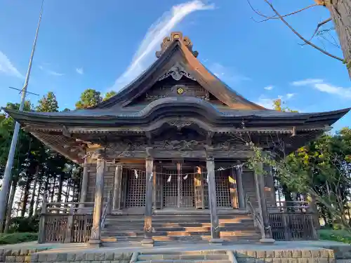 飛鳥神社の本殿