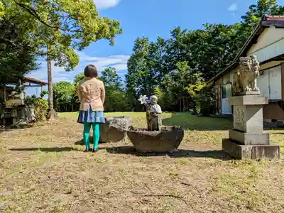 鹿八大龍王社の地蔵