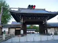 本願寺(西本願寺)の山門・神門