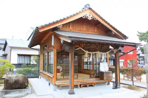 児守稲荷神社の本殿