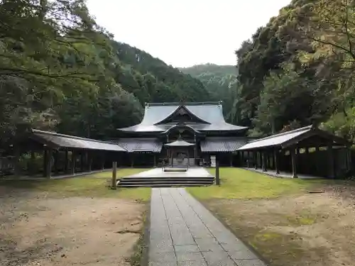 前神寺の本殿