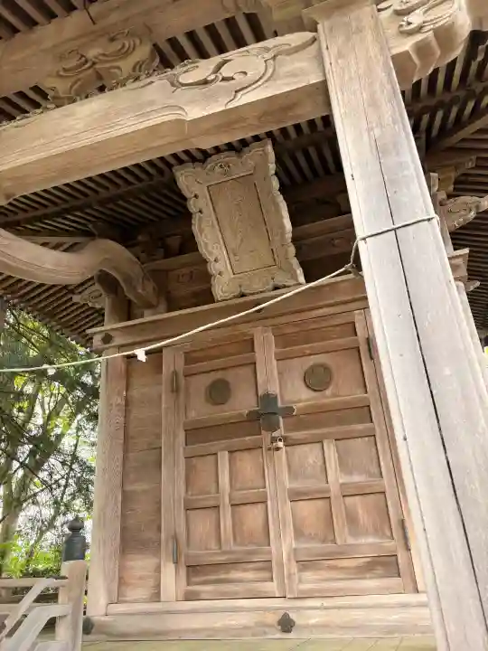 旭川神社の{uncategorized: "未分類", other: "その他", undefined: "問題あり", building: "その他建物", grave: "お墓", sacred_gate: "鳥居", guardian: "狛犬", statue: "像", buddha: "仏像", history: "歴史", nature: "自然", garden: "庭園", animal: "動物", pagoda: "塔", temizu: "手水舎", mountain_gate: "山門・神門", sanctuary: "本殿・本堂", subordinate: "末社・摂社", art: "芸術", scenery: "景色", jizo: "地蔵", ema: "絵馬", goshuin: "御朱印", omikuji: "おみくじ", items: "授与品その他", amulet: "お守り", goshuincho: "御朱印帳", eats: "食事", festival: "お祭り", votive_dance: "神楽", shichigosan: "七五三参", wedding: "結婚式", experience: "体験その他", initially: "初詣", around: "周辺", anti_infection: "感染症対策"}