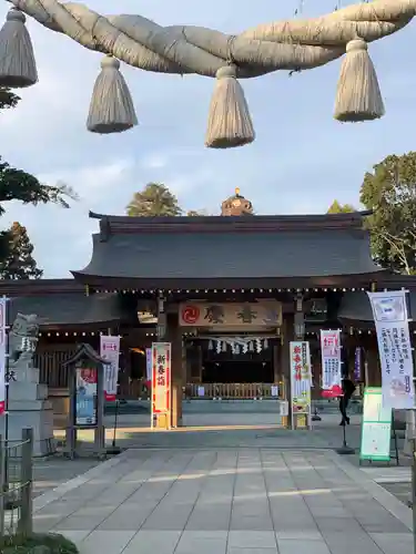 亀ケ池八幡宮の山門・神門