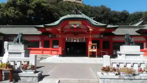 金神社の本殿