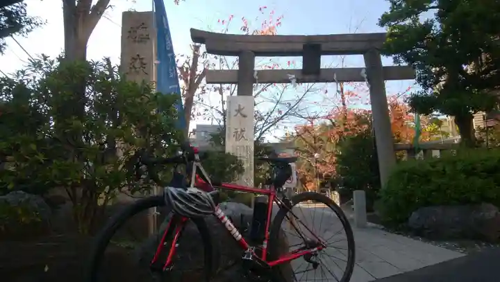 鳩森八幡神社の鳥居
