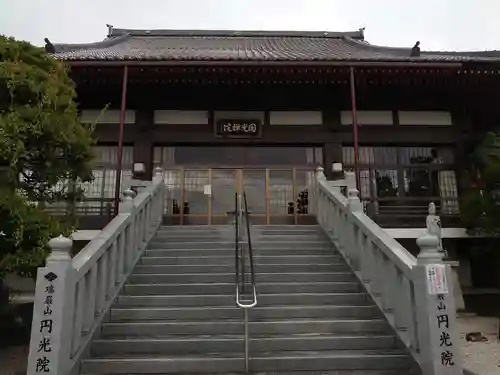 円光院の本殿・本堂