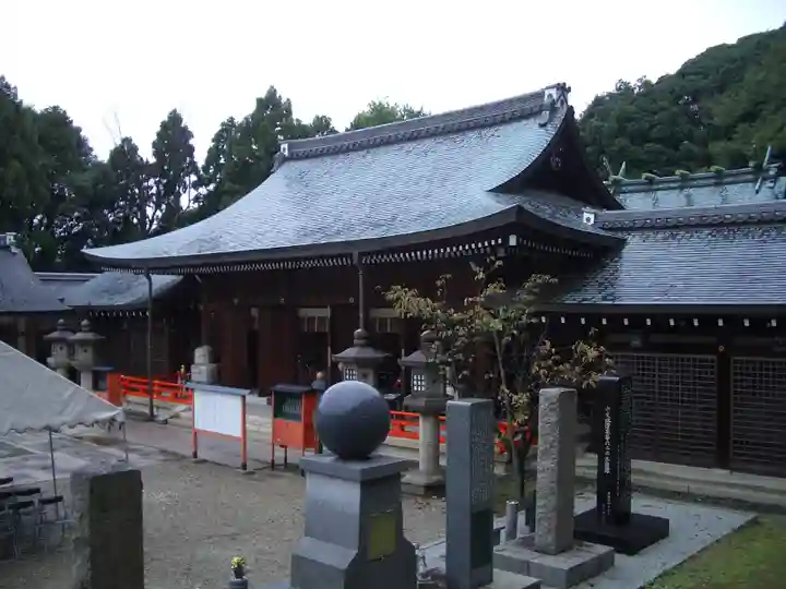 京都霊山護國神社の本殿・本堂
