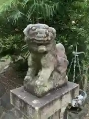 春日寺神明社の狛犬