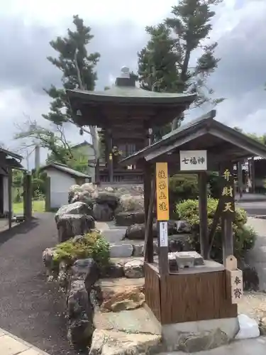 乙津寺　（鏡島弘法）の末社