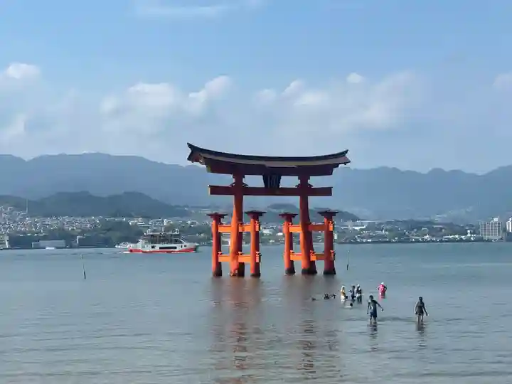 厳島神社(広島県)