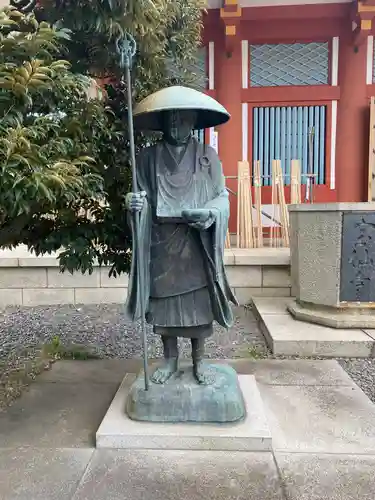 宝仙寺の像