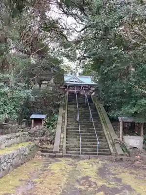 吉谷神社の{uncategorized: "未分類", other: "その他", undefined: "問題あり", building: "その他建物", grave: "お墓", sacred_gate: "鳥居", guardian: "狛犬", statue: "像", buddha: "仏像", history: "歴史", nature: "自然", garden: "庭園", animal: "動物", pagoda: "塔", temizu: "手水舎", mountain_gate: "山門・神門", sanctuary: "本殿・本堂", subordinate: "末社・摂社", art: "芸術", scenery: "景色", jizo: "地蔵", ema: "絵馬", goshuin: "御朱印", omikuji: "おみくじ", items: "授与品その他", amulet: "お守り", goshuincho: "御朱印帳", eats: "食事", festival: "お祭り", votive_dance: "神楽", shichigosan: "七五三参", wedding: "結婚式", experience: "体験その他", initially: "初詣", around: "周辺", anti_infection: "感染症対策"}