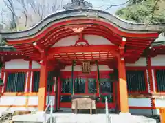 瑜伽神社の本殿