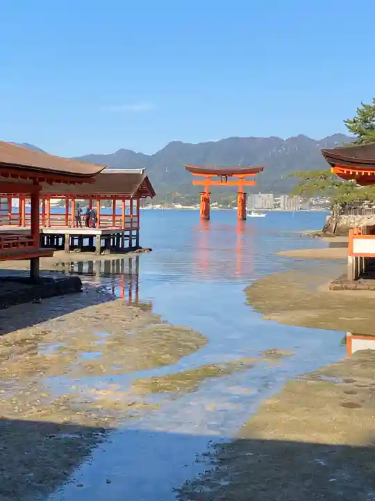 厳島神社(広島県)