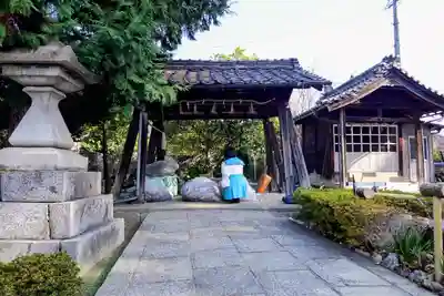 竹鼻八剱神社(八剣神社)の手水舎