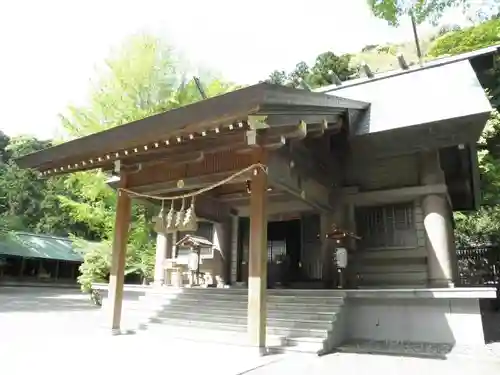 安房神社の本殿