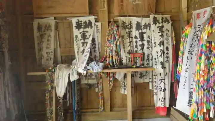 軍刀利神社(山梨県)