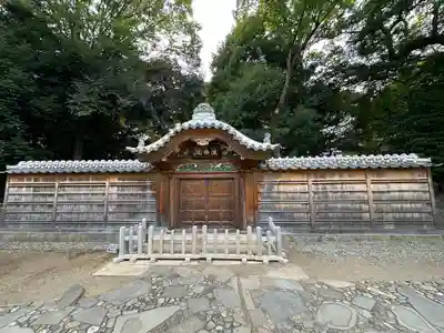 錦春稲荷大明神(東京都)