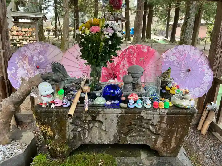 光丸山 法輪寺の{uncategorized: "未分類", other: "その他", undefined: "問題あり", building: "その他建物", grave: "お墓", sacred_gate: "鳥居", guardian: "狛犬", statue: "像", buddha: "仏像", history: "歴史", nature: "自然", garden: "庭園", animal: "動物", pagoda: "塔", temizu: "手水舎", mountain_gate: "山門・神門", sanctuary: "本殿・本堂", subordinate: "末社・摂社", art: "芸術", scenery: "景色", jizo: "地蔵", ema: "絵馬", goshuin: "御朱印", omikuji: "おみくじ", items: "授与品その他", amulet: "お守り", goshuincho: "御朱印帳", eats: "食事", festival: "お祭り", votive_dance: "神楽", shichigosan: "七五三参", wedding: "結婚式", experience: "体験その他", initially: "初詣", around: "周辺", anti_infection: "感染症対策"}