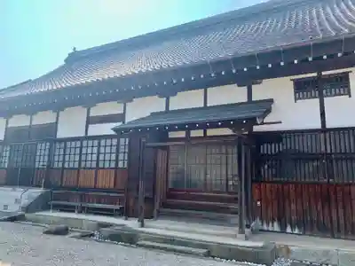 西方寺の本殿・本堂