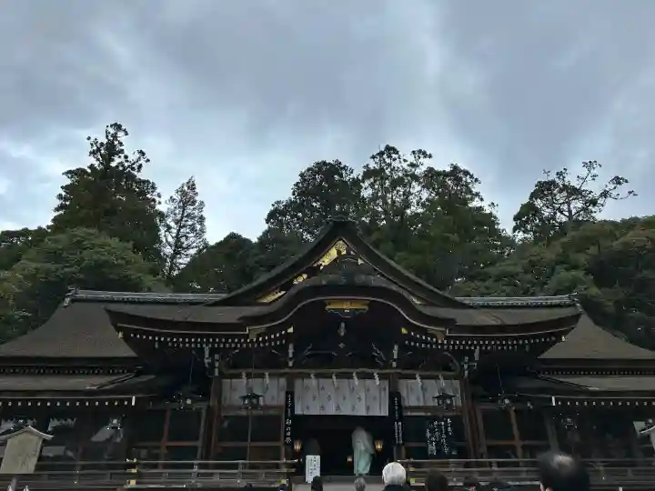 大神神社の{uncategorized: "未分類", other: "その他", undefined: "問題あり", building: "その他建物", grave: "お墓", sacred_gate: "鳥居", guardian: "狛犬", statue: "像", buddha: "仏像", history: "歴史", nature: "自然", garden: "庭園", animal: "動物", pagoda: "塔", temizu: "手水舎", mountain_gate: "山門・神門", sanctuary: "本殿・本堂", subordinate: "末社・摂社", art: "芸術", scenery: "景色", jizo: "地蔵", ema: "絵馬", goshuin: "御朱印", omikuji: "おみくじ", items: "授与品その他", amulet: "お守り", goshuincho: "御朱印帳", eats: "食事", festival: "お祭り", votive_dance: "神楽", shichigosan: "七五三参", wedding: "結婚式", experience: "体験その他", initially: "初詣", around: "周辺", anti_infection: "感染症対策"}