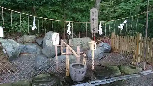 千歳神社の手水舎
