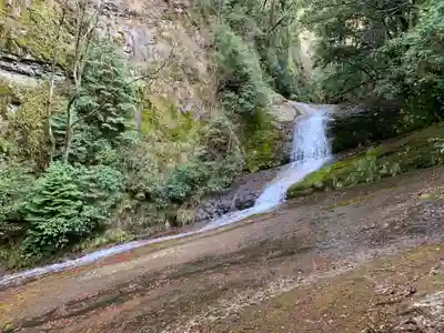 室生龍穴神社の周辺