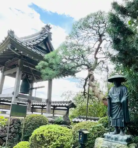 金剛寺の像