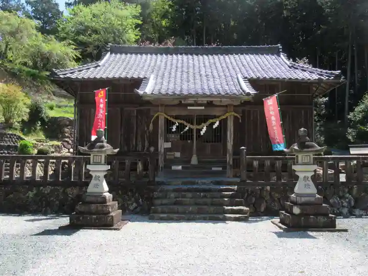 蜂前神社の本殿・本堂