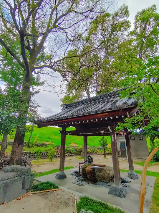 高牟神社(瀬古)の手水舎