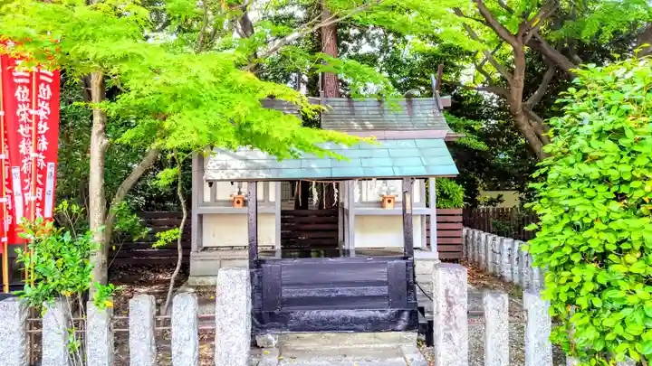 尾陽神社の末社・摂社