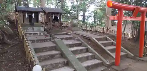 畑子安神社の末社