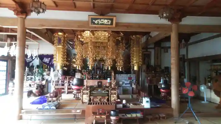 蓮台寺の本殿・本堂