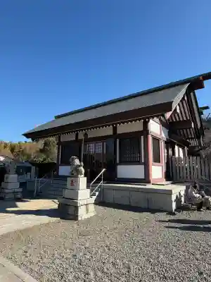 杉山神社の{uncategorized: "未分類", other: "その他", undefined: "問題あり", building: "その他建物", grave: "お墓", sacred_gate: "鳥居", guardian: "狛犬", statue: "像", buddha: "仏像", history: "歴史", nature: "自然", garden: "庭園", animal: "動物", pagoda: "塔", temizu: "手水舎", mountain_gate: "山門・神門", sanctuary: "本殿・本堂", subordinate: "末社・摂社", art: "芸術", scenery: "景色", jizo: "地蔵", ema: "絵馬", goshuin: "御朱印", omikuji: "おみくじ", items: "授与品その他", amulet: "お守り", goshuincho: "御朱印帳", eats: "食事", festival: "お祭り", votive_dance: "神楽", shichigosan: "七五三参", wedding: "結婚式", experience: "体験その他", initially: "初詣", around: "周辺", anti_infection: "感染症対策"}