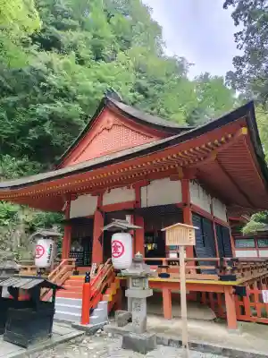 厳魂神社（金刀比羅宮奥社）の{uncategorized: "未分類", other: "その他", undefined: "問題あり", building: "その他建物", grave: "お墓", sacred_gate: "鳥居", guardian: "狛犬", statue: "像", buddha: "仏像", history: "歴史", nature: "自然", garden: "庭園", animal: "動物", pagoda: "塔", temizu: "手水舎", mountain_gate: "山門・神門", sanctuary: "本殿・本堂", subordinate: "末社・摂社", art: "芸術", scenery: "景色", jizo: "地蔵", ema: "絵馬", goshuin: "御朱印", omikuji: "おみくじ", items: "授与品その他", amulet: "お守り", goshuincho: "御朱印帳", eats: "食事", festival: "お祭り", votive_dance: "神楽", shichigosan: "七五三参", wedding: "結婚式", experience: "体験その他", initially: "初詣", around: "周辺", anti_infection: "感染症対策"}
