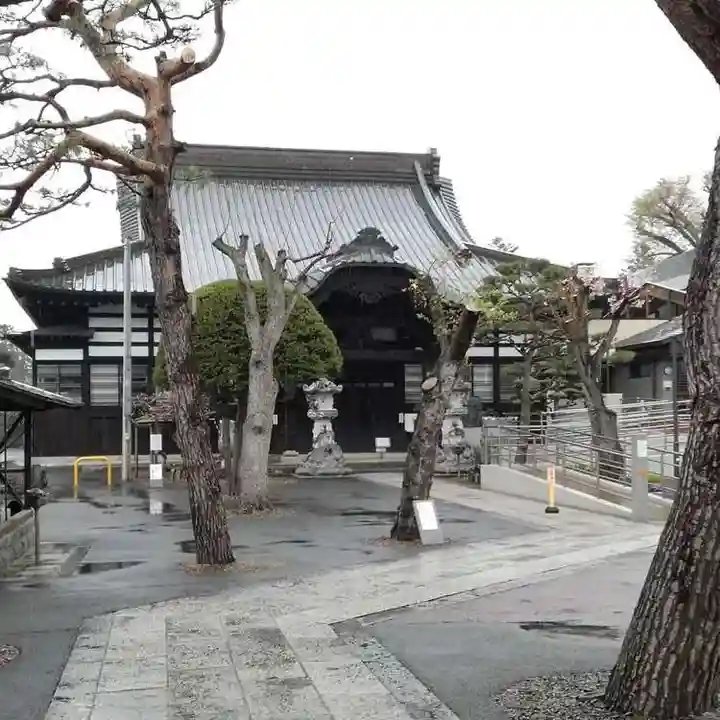 東顕寺の本殿・本堂