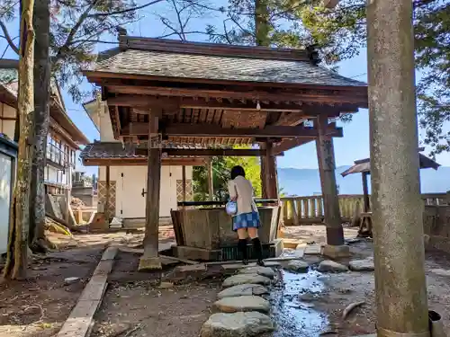 大宮諏訪神社の手水舎