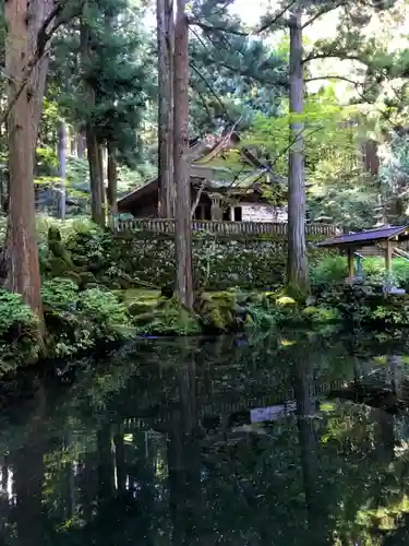 宝積山光前寺の庭園