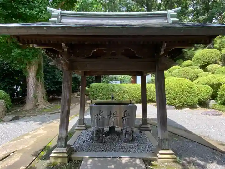 等覚院の手水舎